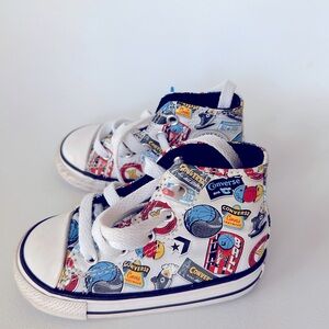 Converse toddler high tops, size 6, like new condition